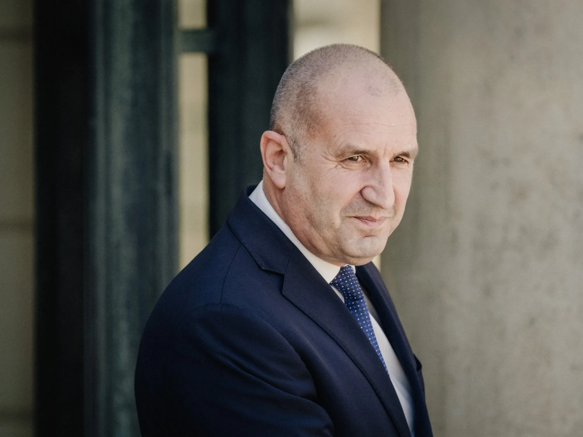 Guvernul Bulgariei va opri livrările de arme către Ucraina