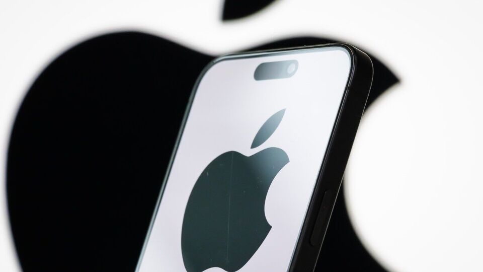 Apple scumpește Mac și iPad din cauza crizei globale a memoriei