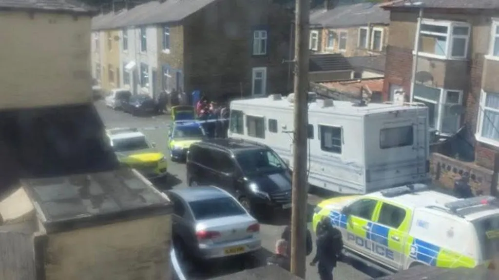 (VIDEO) Incident grav în Marea Britanie: o adolescentă de 17 ani a fost atacată cu un cuțit