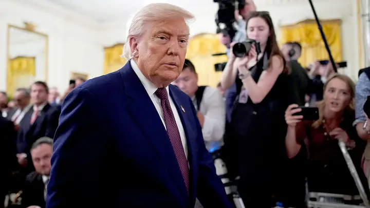(ВИДЕО) Трамп грозит «разнести к чертям» Иран, если будет снова закрыт Ормузский пролив