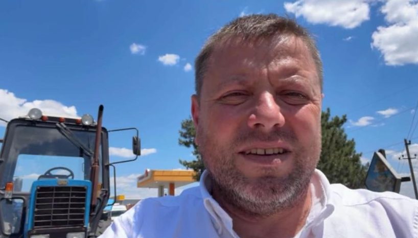 Poliția susține că deputatul Sergiu Stefanco ar fi lovit un agent cu roata tractorului. Parlamentarul neagă acuzațiile: „Este o manipulare”