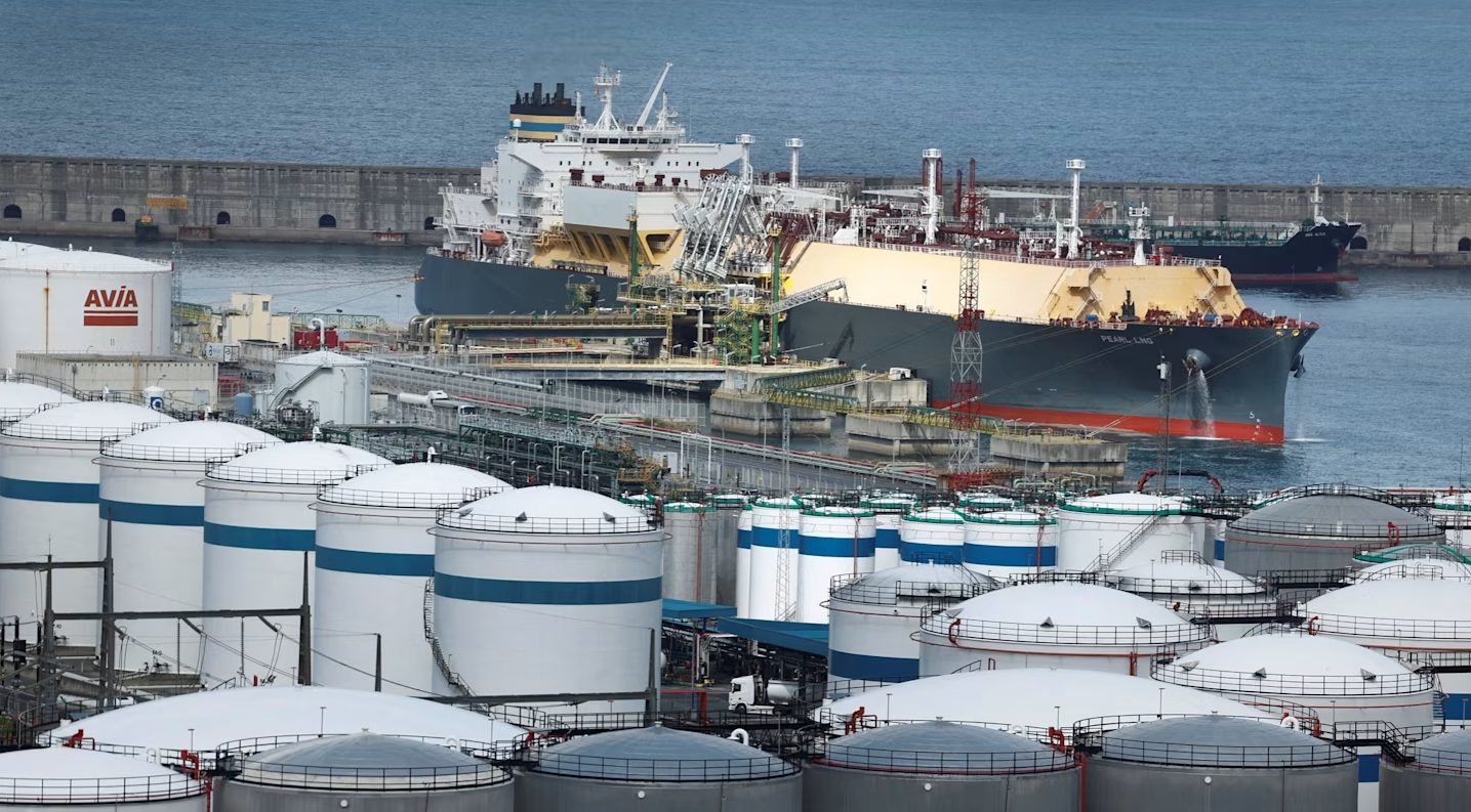 В Испании призвали ЕС отказаться от запрета на импорт газа из России