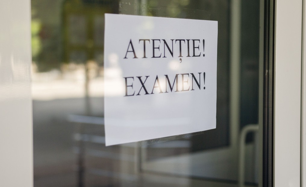 BAC cu scandal la matematică: elevii au lansat o petiție în care reclamă subiecte prea dificile și cer revizuirea examenului