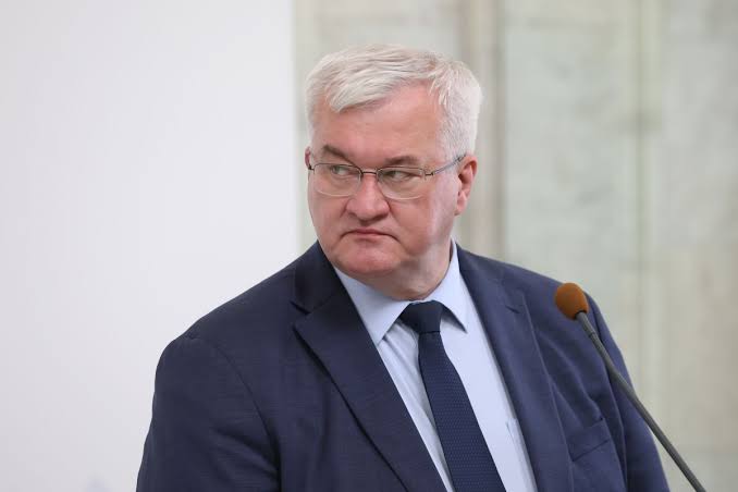 Отношения Киева и Варшавы продолжают накаляться. Сибига: Ни один президент не будет диктовать нам нашу историю