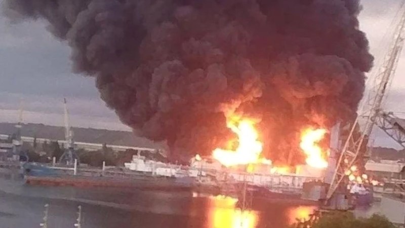 (ВИДЕО) Дроны ВСУ атаковали Крым: продажу бензина на заправках полностью прекратили