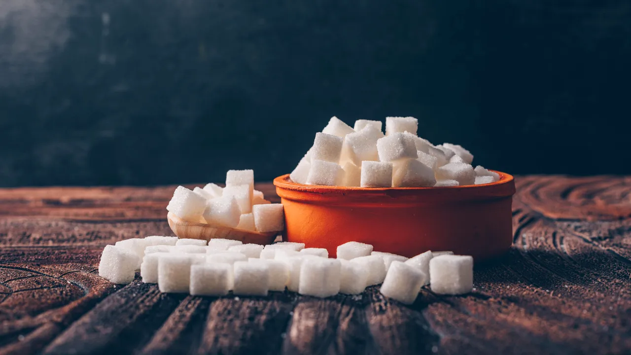 Surpriză pentru adepții dietelor fără zahăr: un studiu recent contrazice ideea eliminării totale