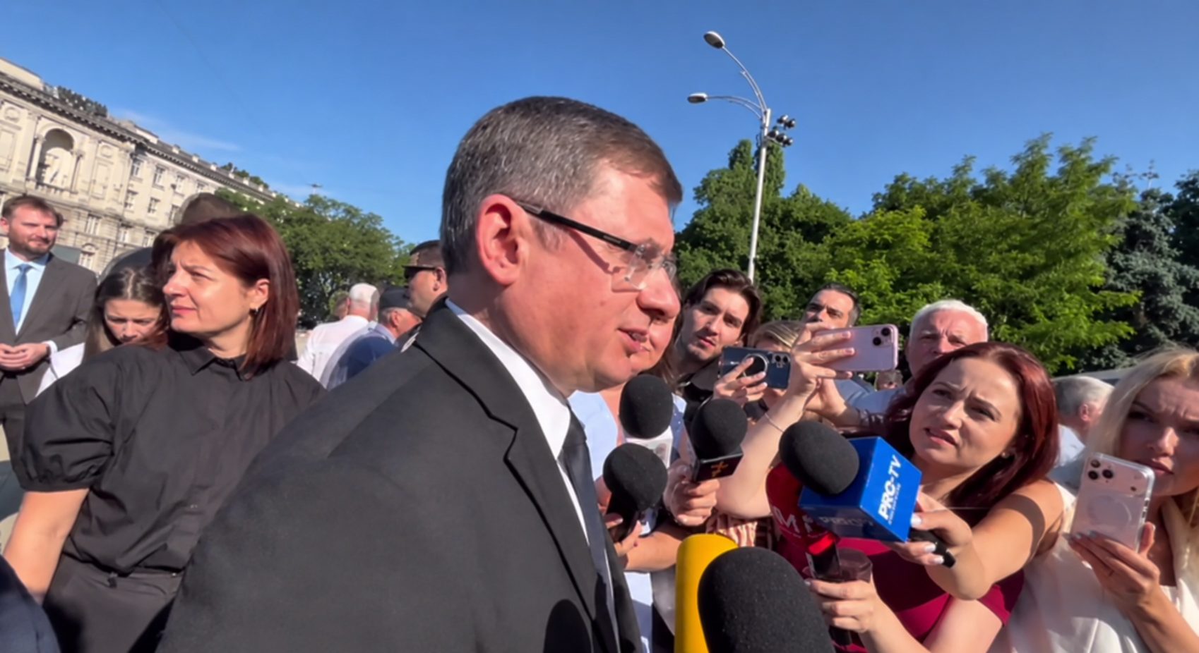 Действующие министры могут сохранить свои посты и в будущем правительстве