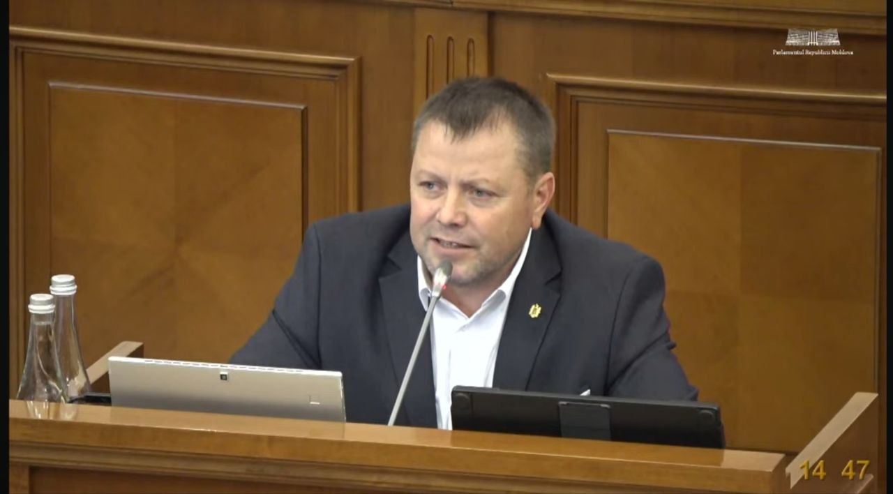 Стефанко: Хаос в школах — наследие реформ Майи Санду