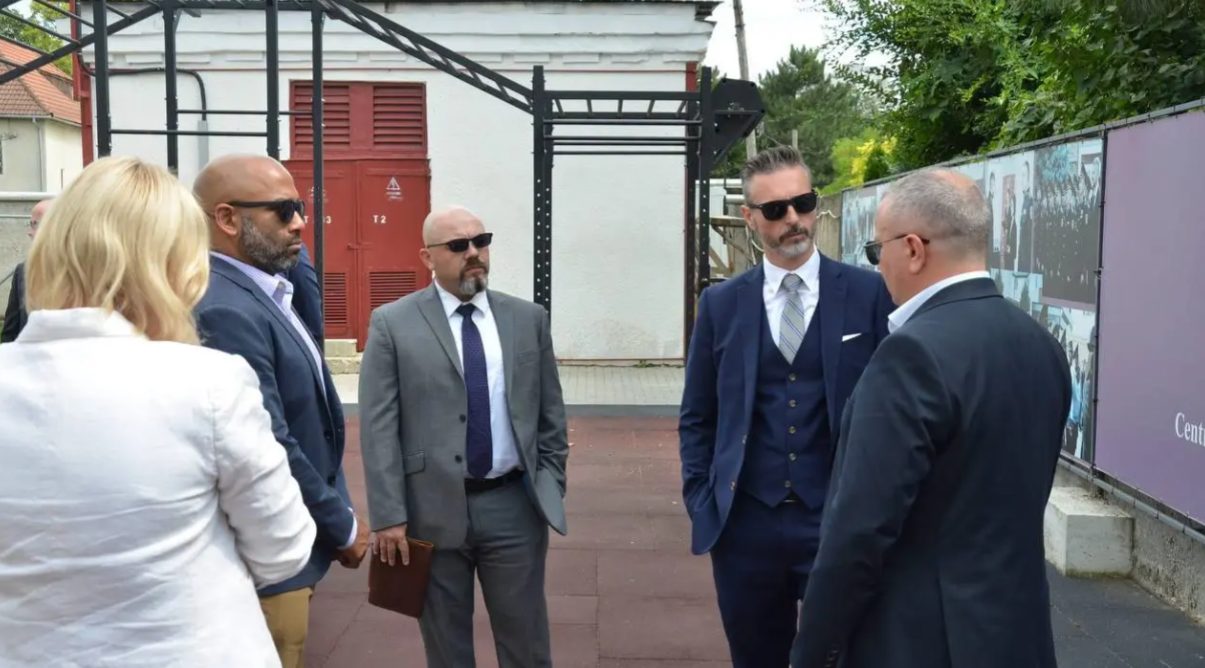 Agenți FBI au venit în Republica Moldova pentru a combate centrele de apeluri frauduloase