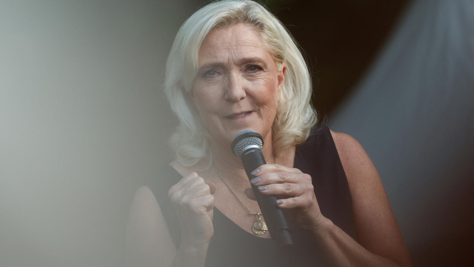 Marine Le Pen: Menținerea actualei direcții reprezintă „adevăratul risc” pentru Franța