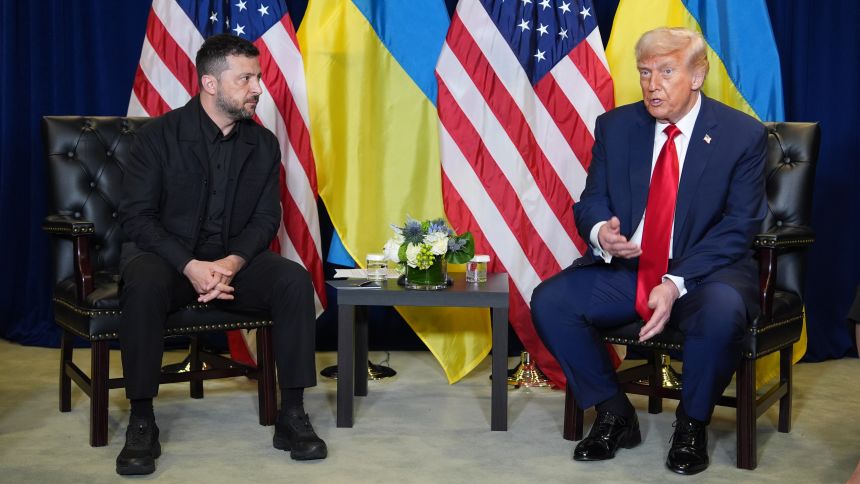 Трамп заявил, что Украина может производить ракеты Patriot: «Мы дадим вам лицензию, чтобы вы их делали»