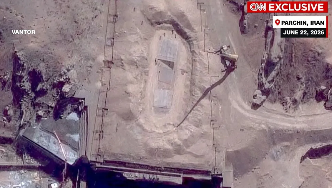 Noi imagini din satelit arată cum Iranul își reconstruiește în secret siturile nucleare bombardate