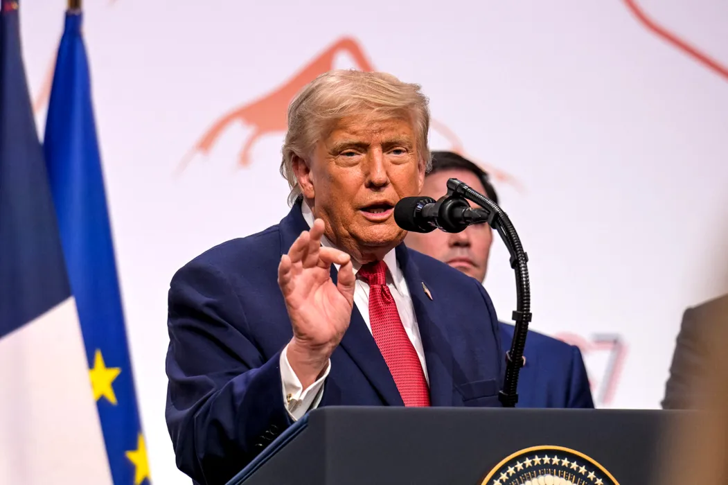 SUA extind ofensiva asupra Iranului. Trump: „Avem, de departe, cea mai puternică și mai impunătoare armată din lume”