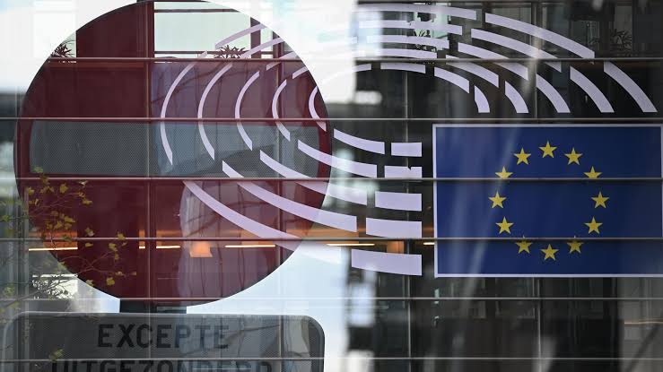 Uniunea Europeană ar putea renunța la marile pachete de sancțiuni împotriva Rusiei — Financial Times