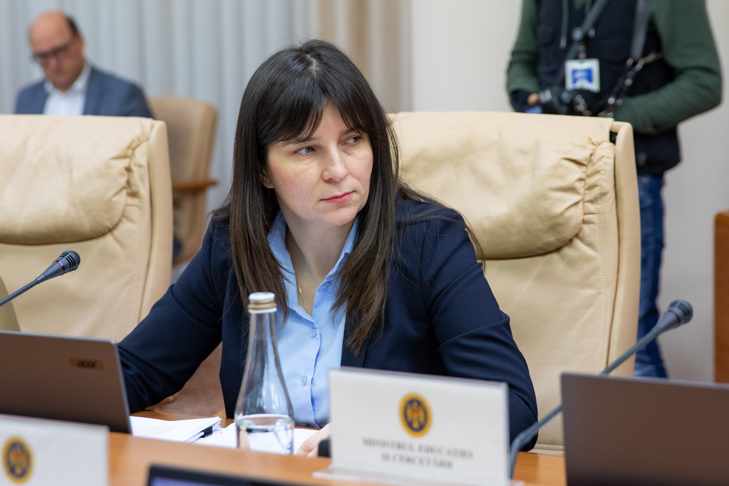 Victoria Belous: Nu are sens să se reducă aparatul de stat doar pentru a face economii