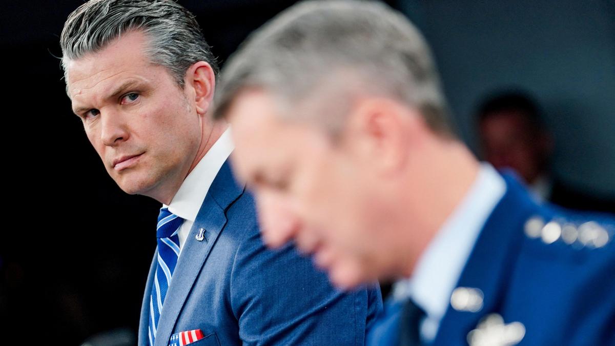 Militarii americani l-au avertizat pe Hegseth: Prelungirea războiului cu Iranul slăbește forțele SUA la nivel global