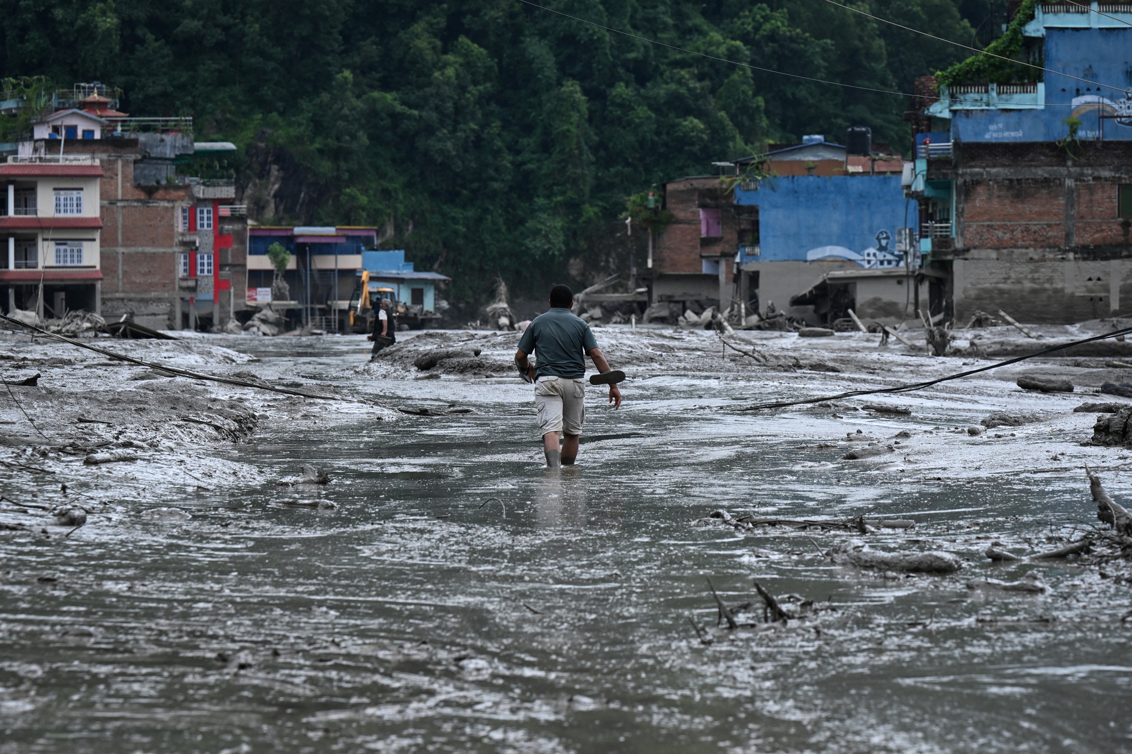 Nepalul are nevoie de până la 5 miliarde de dolari pentru reconstrucție după inundațiile devastatoare