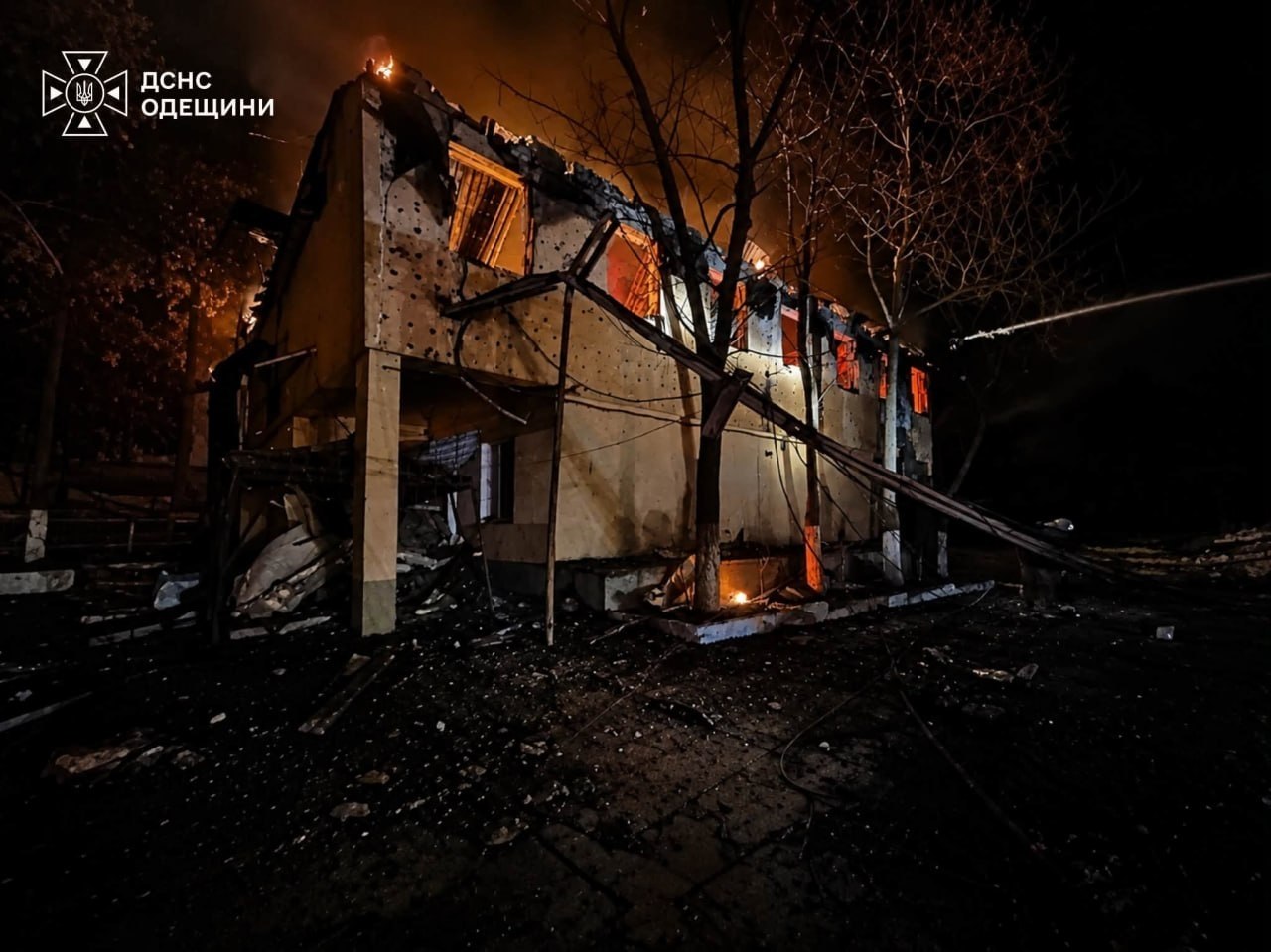 Ночная атака в Одесской области. Повреждена обувная фабрика, Россия заявила об ударах по портам Одессы и Измаила