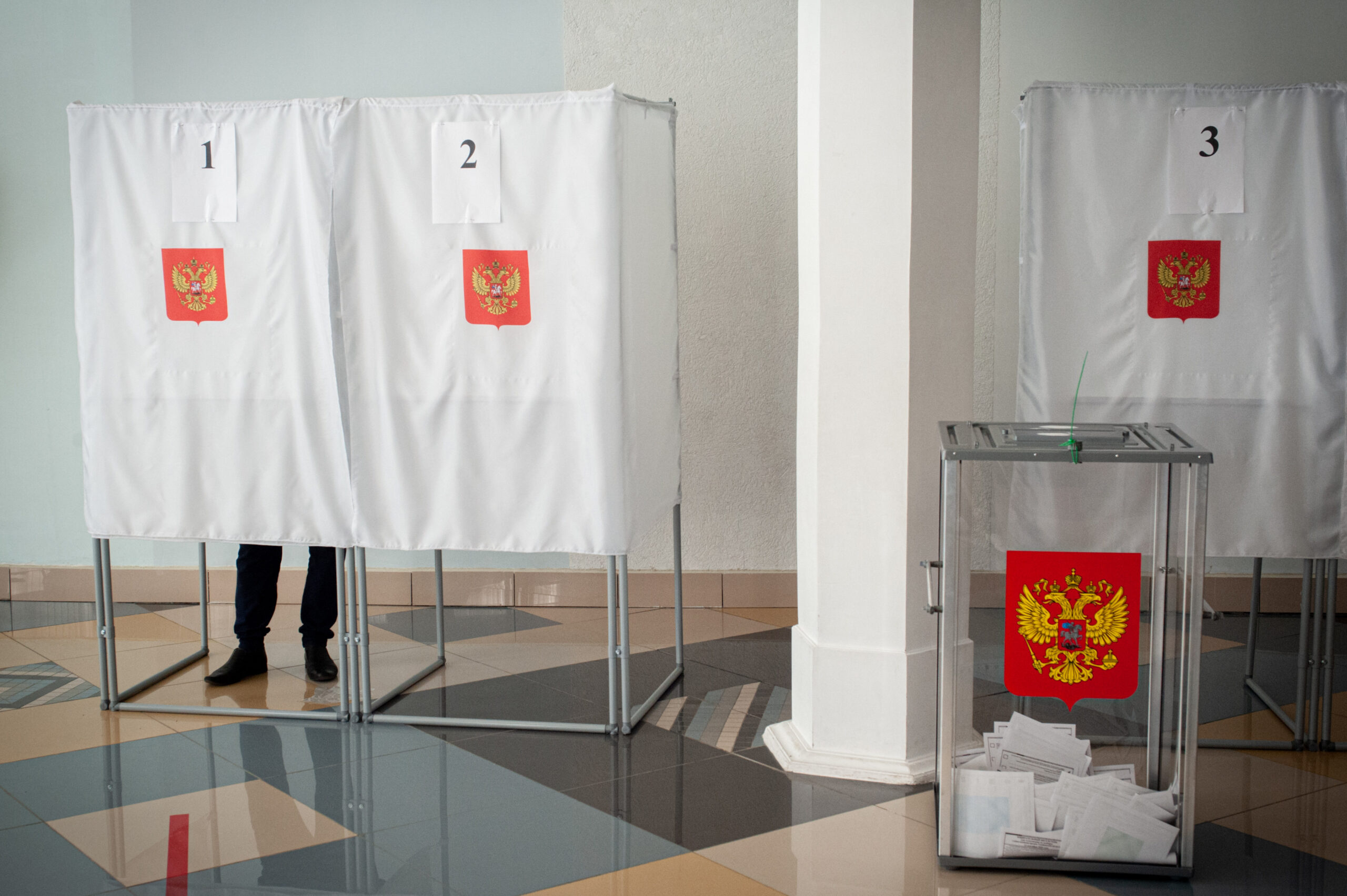 Rusia își alege Parlamentul. Primele alegeri pentru Dumă după invazia Ucrainei