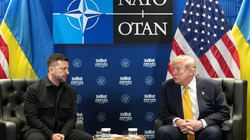 Трамп по телефону просил Зеленского прекратить удары по российским НПЗ