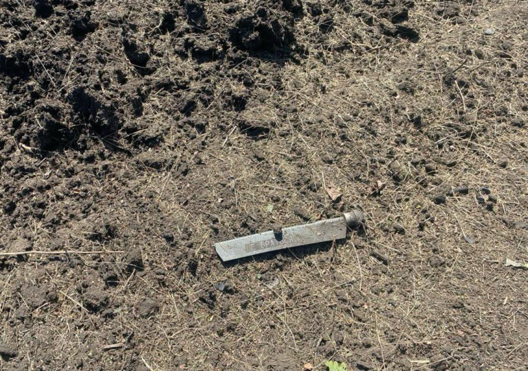După mai multe ore de căutări, Poliția anunță că a găsit lângă Colonița fragmente care ar putea proveni de la o dronă