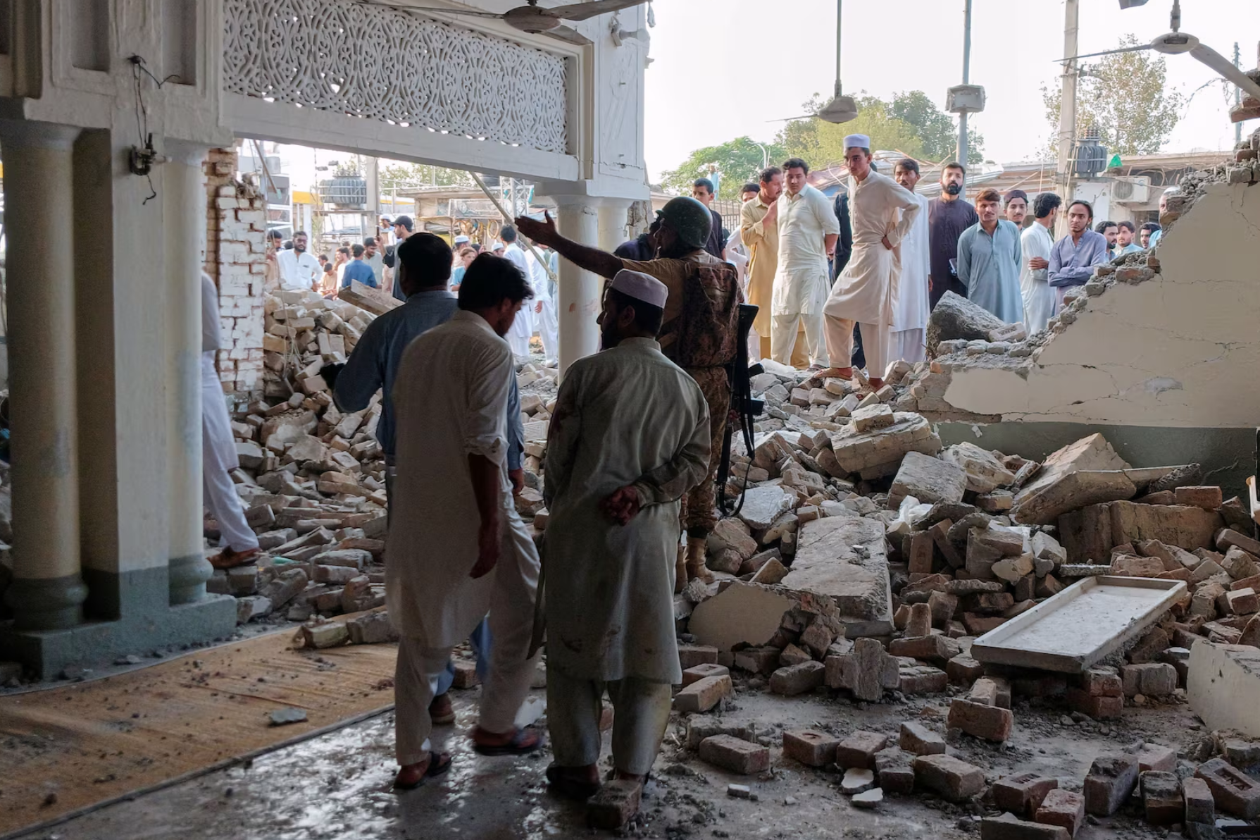 Bilanțul victimelor atacului din Pakistan se ridică la 31 de morți