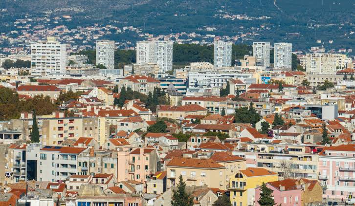 UE va înăspri regulile pentru Airbnb și închirierile pe termen scurt pentru a reduce prețurile locuințelor