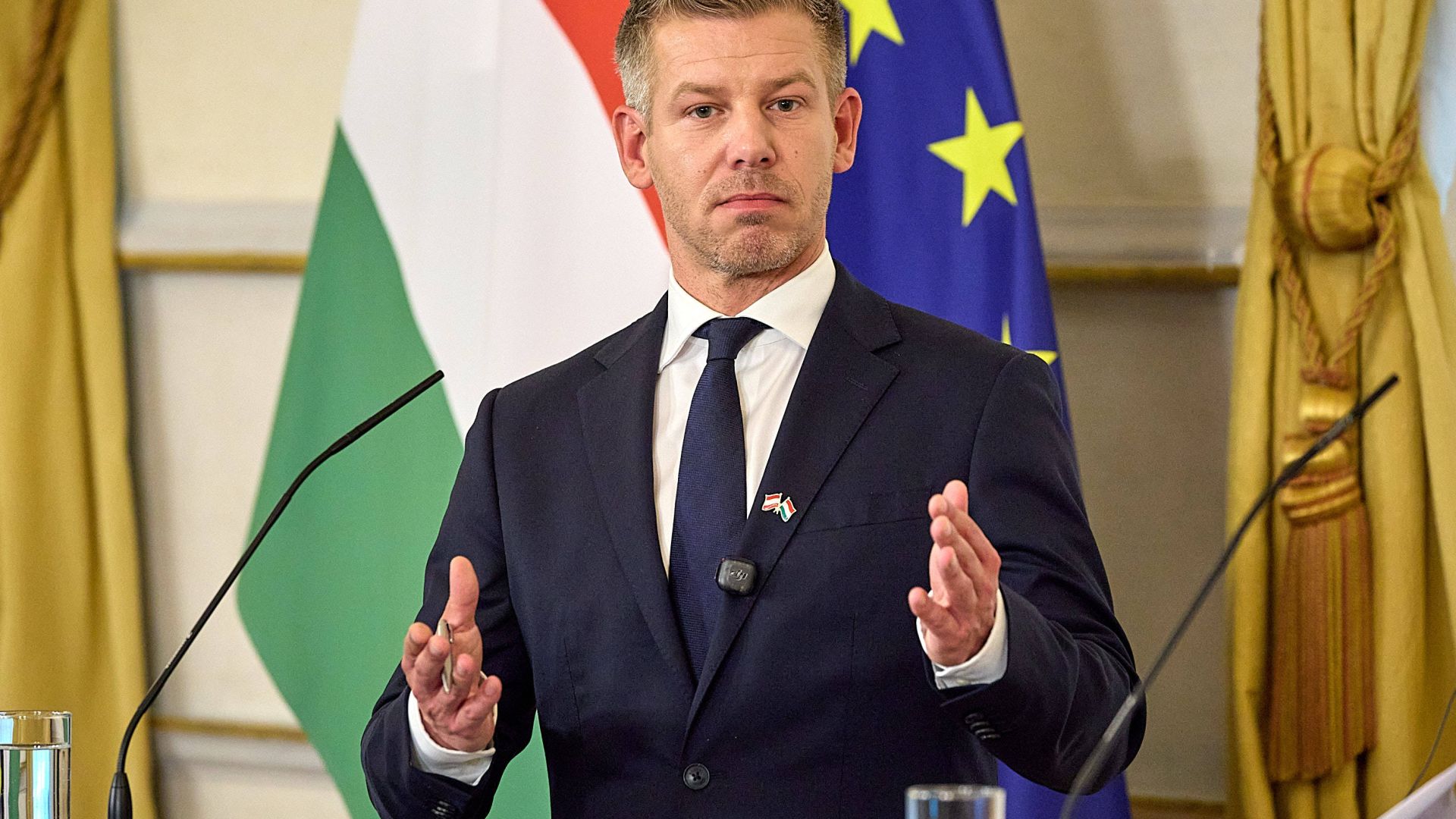 Парламент Венгрии лишил Петера Мадьяра иммунитета. Дело о выброшенном в Дунай телефоне возобновили