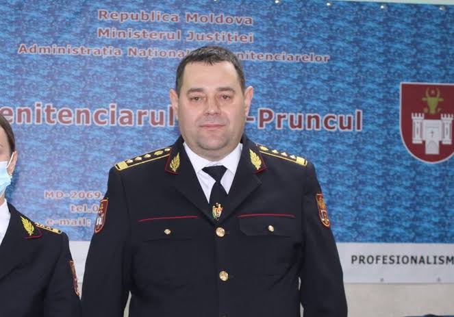 Directorul Penitenciarului Pruncul, reținut într-un dosar de viol și corupție, a fost plasat în arest la domiciliu