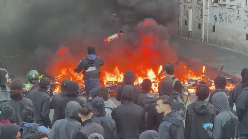 Более 2 500 задержанных и ущерб до 1,2 млрд евро: Франция подсчитывает последствия массовых беспорядков