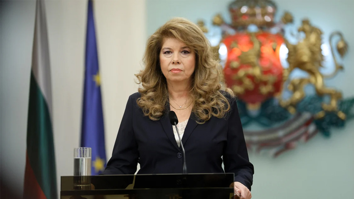 Iliana Iotova, favorabilă dialogului cu Rusia, conduce în cursa prezidențială din Bulgaria. Prezență la vot la un minim istoric