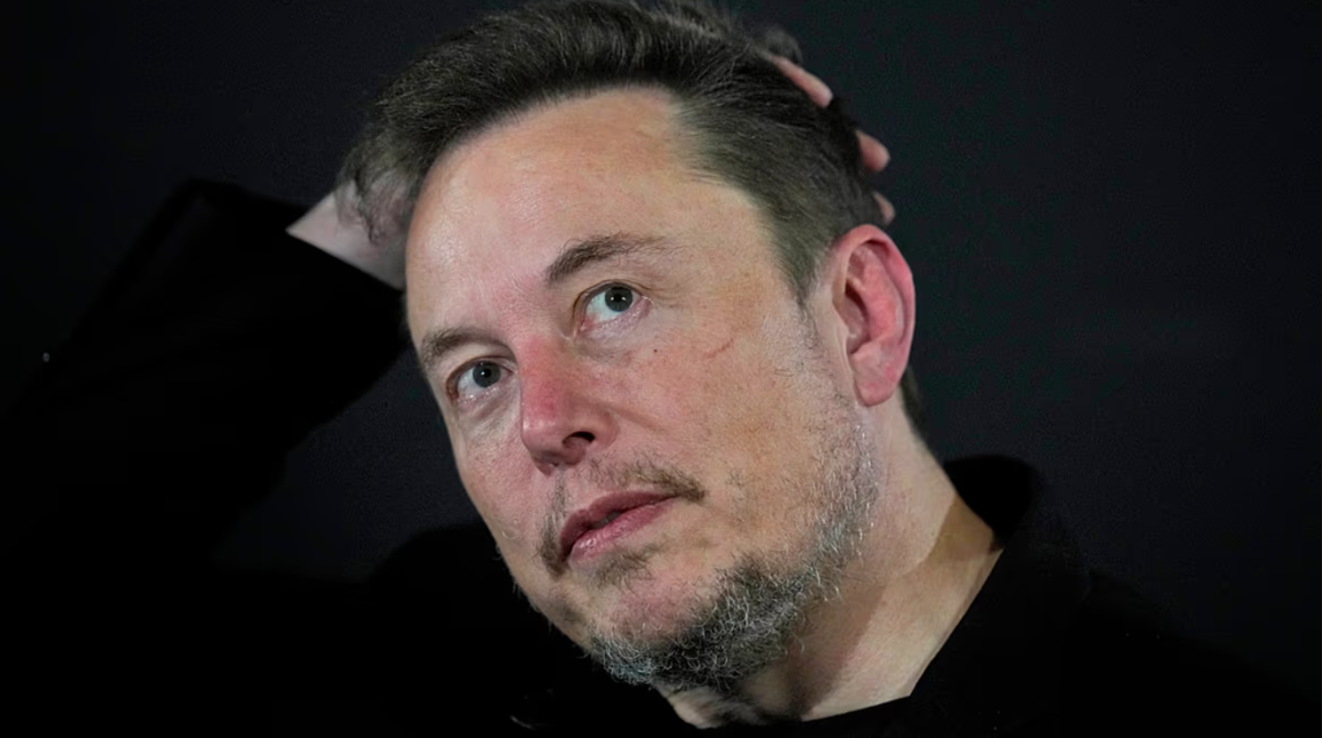 Musk acuză elitele ucrainene că s-au îmbogățit de pe urma războiului: „Ei au devenit bogați, iar copiii oamenilor de rând sunt trimiși să moară în tranșee”