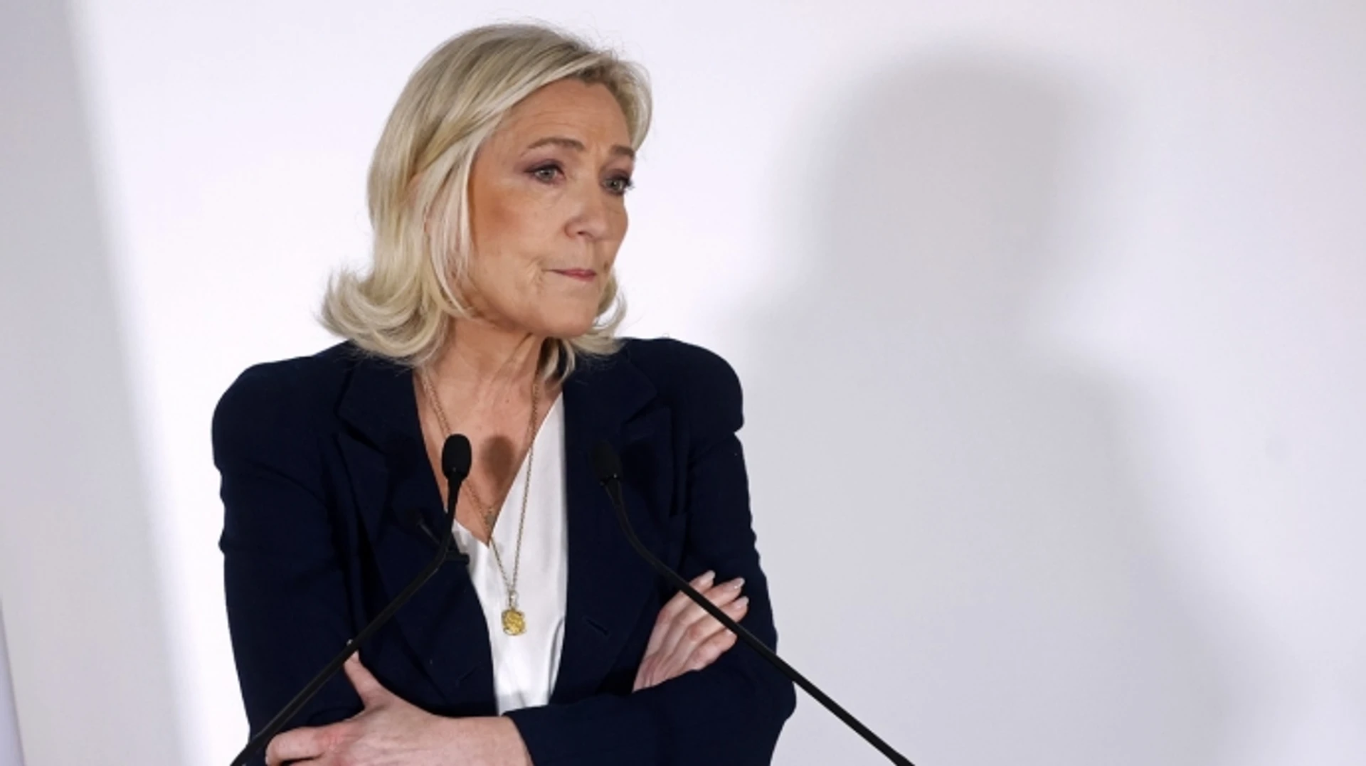 Financial Times: Le Pen a comparat aderarea Ucrainei la UE cu un „harakiri”