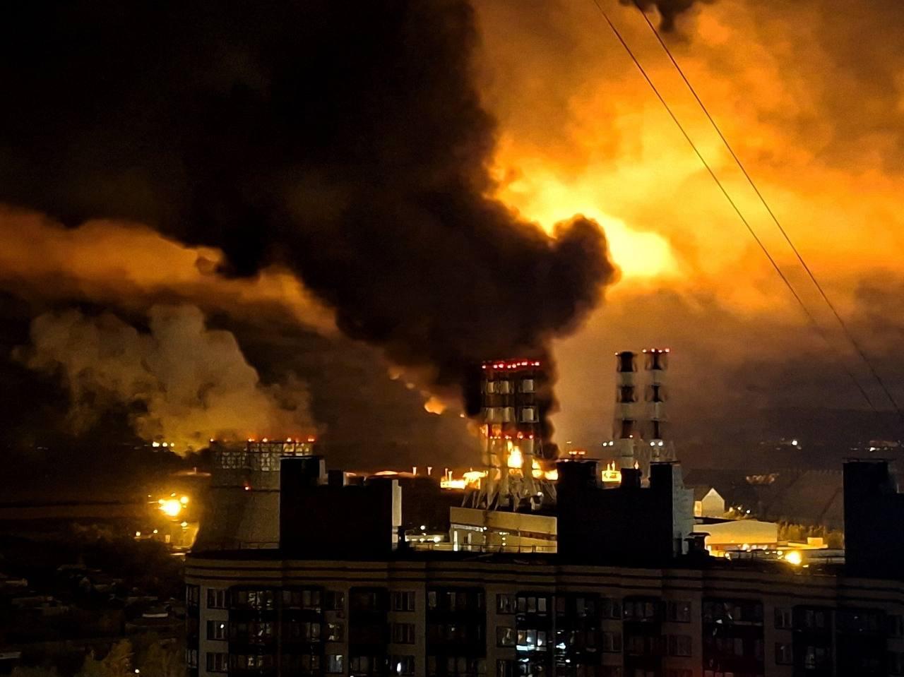 Noapte de explozii la Sankt Petersburg! Incendiu la un terminal petrolier, atac asupra centrului VK și 20.000 de oameni rămași fără curent