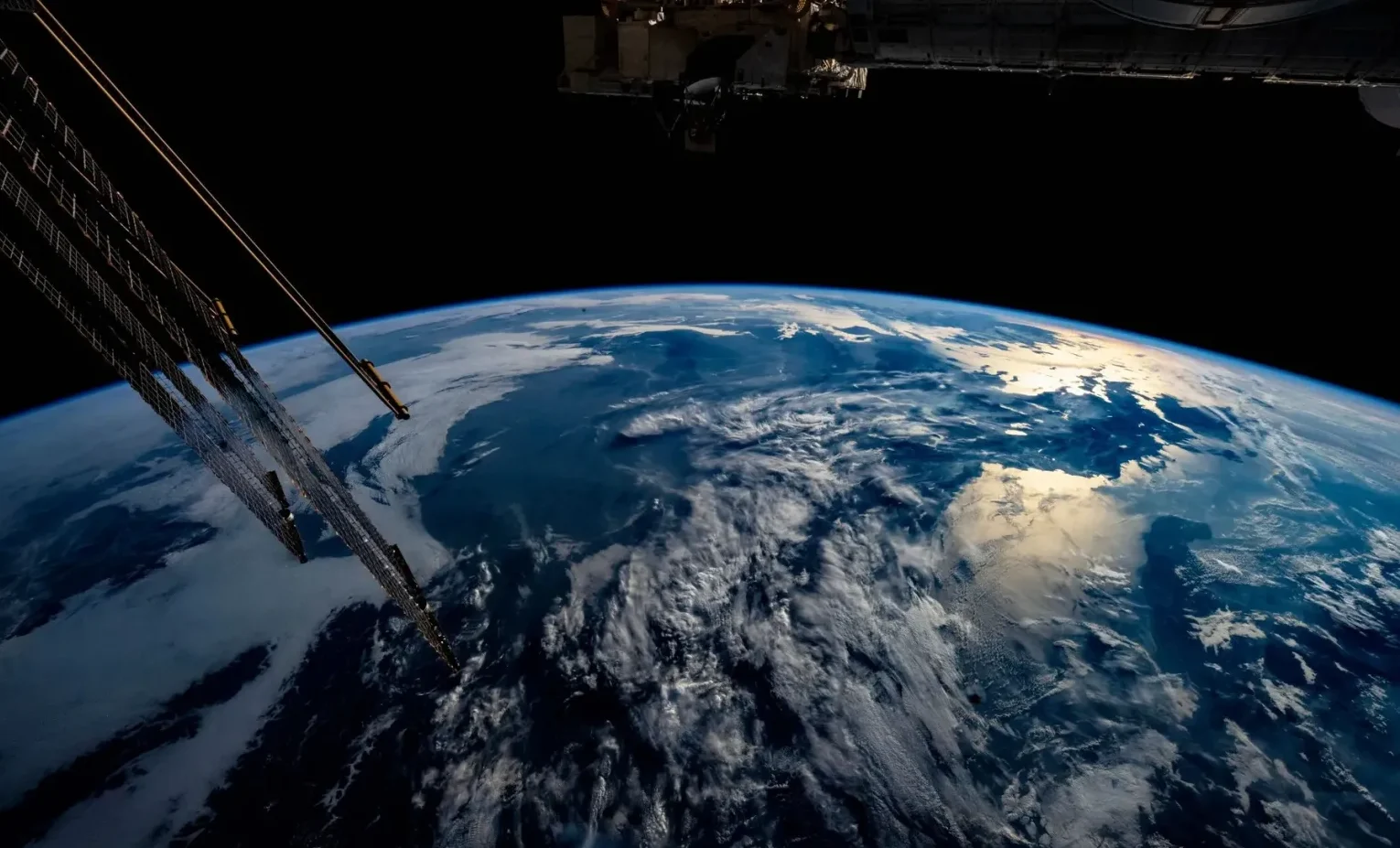 Телескоп NASA весом почти 1,5 тонны упадет на Землю через несколько недель после провала спасательной миссии