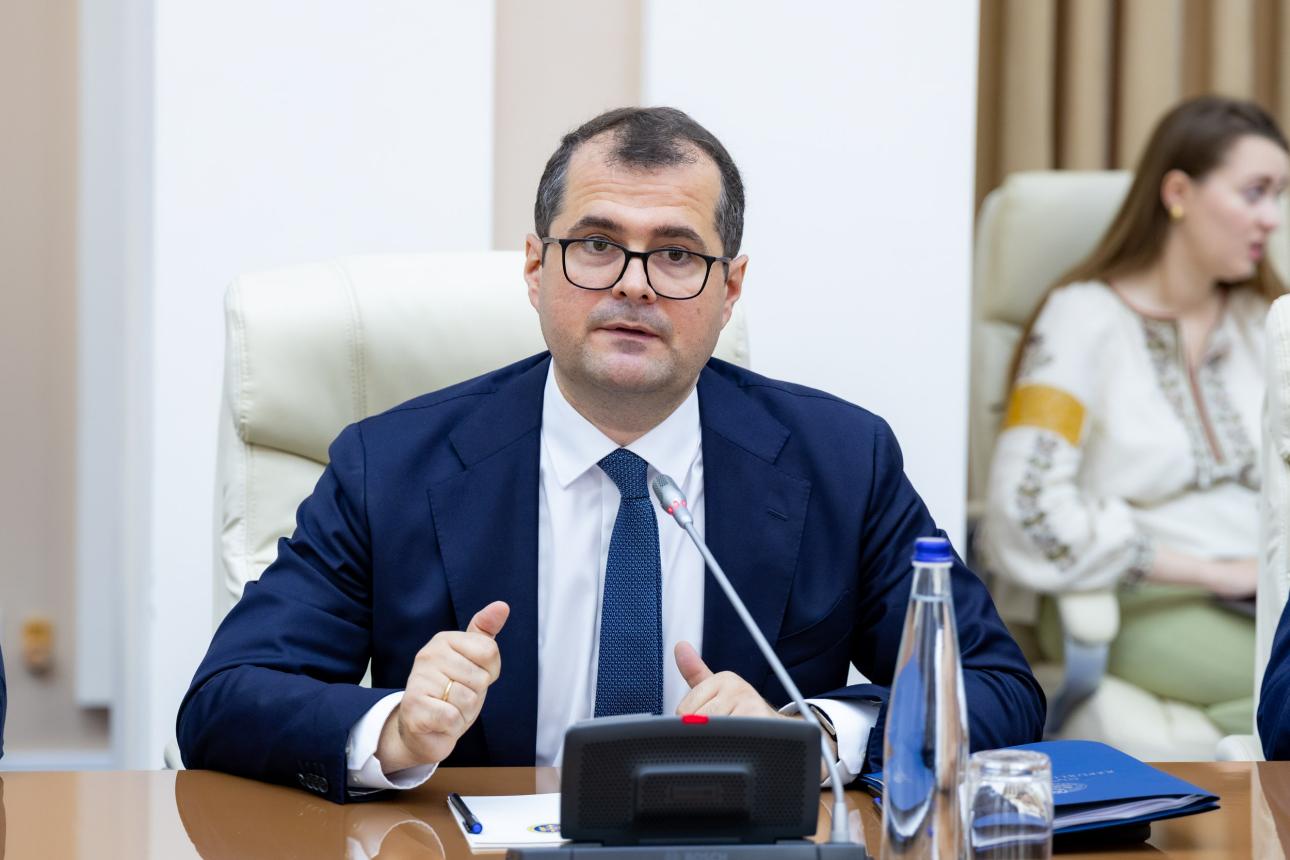 Tofan pleacă la Kiev să negocieze pe tema gazelor, dar avertizează: „Nimeni nu ne așteaptă cu gaz ieftin”