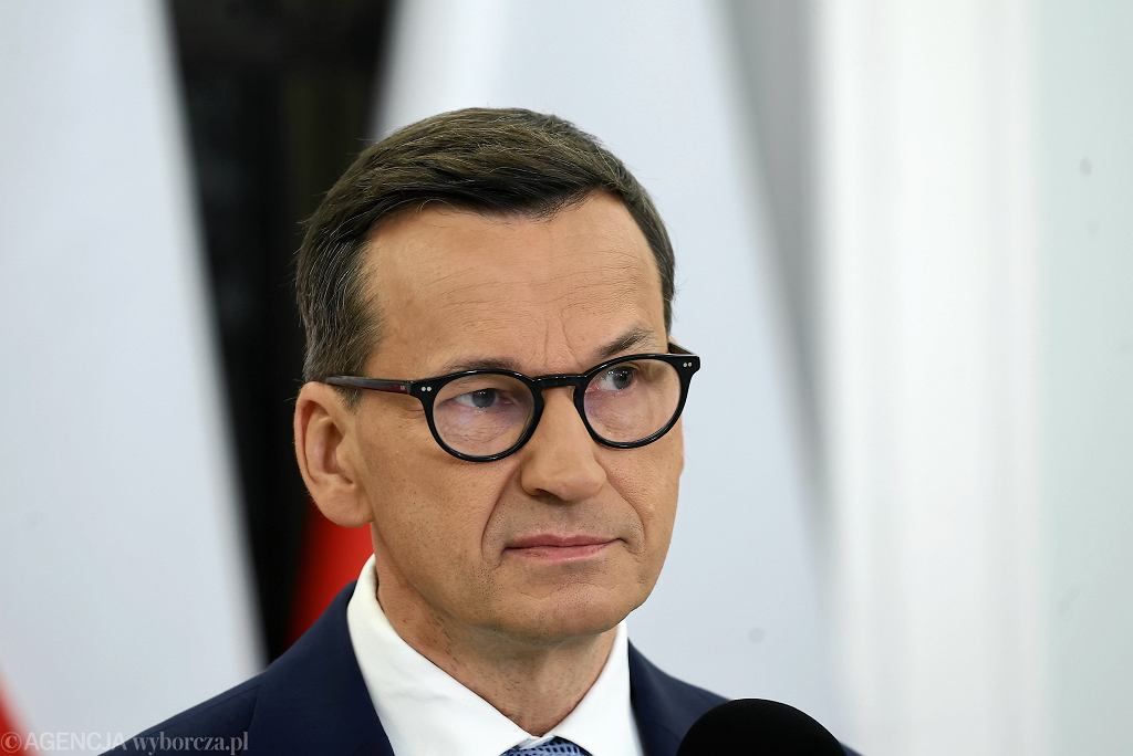 „Acest lucru poate duce la un război civil”: fostul premier propune o moțiune de cenzură împotriva guvernului Tusk